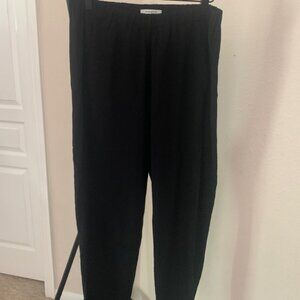 Aritzia Babaton black pants L